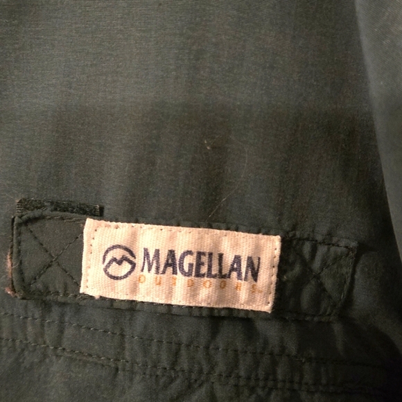 Magellan Outdoors Dark Green Fishing Shirt Lightweight Men's size XL w/ 2 FLAWS - Picture 3 of 16